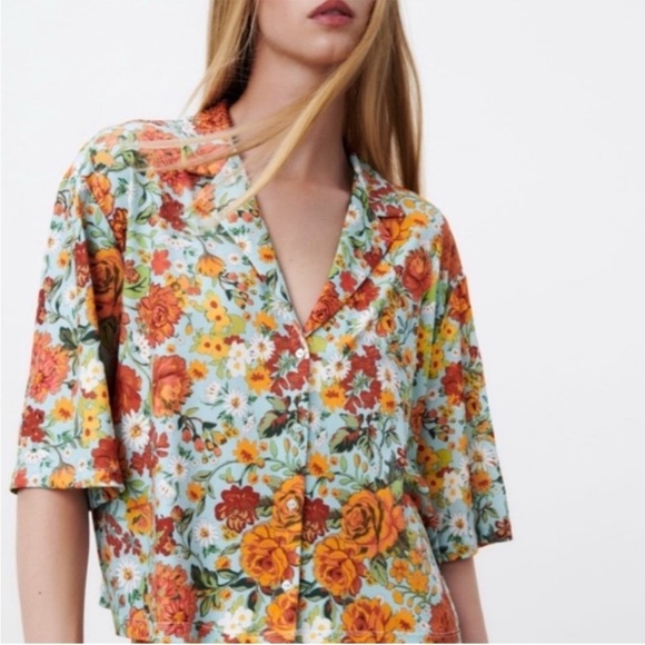 Zara Floral Boxy Button Down Shirt - Picture 1 of 9